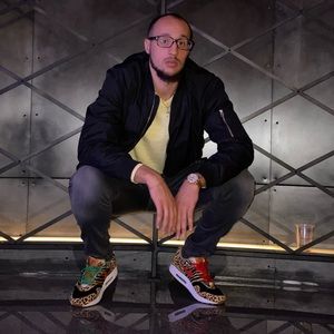 Meet your Posher, Darius